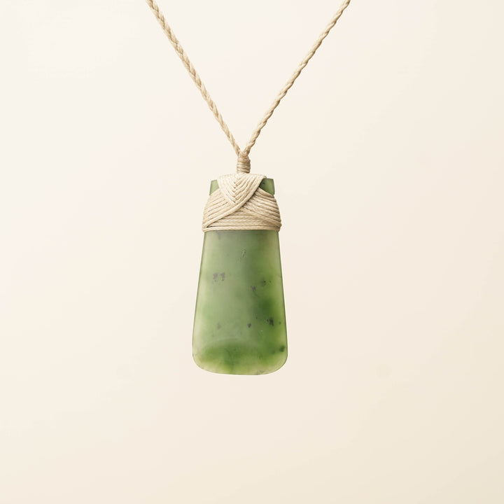 Kahurangi Medium Toki Pounamu Pendant, Tan Binding