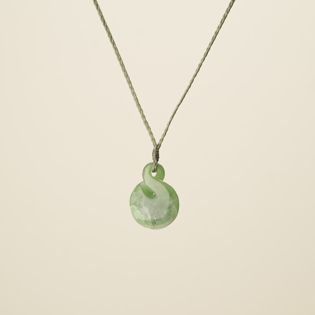 Pikorua Greenstone Small – Pendant