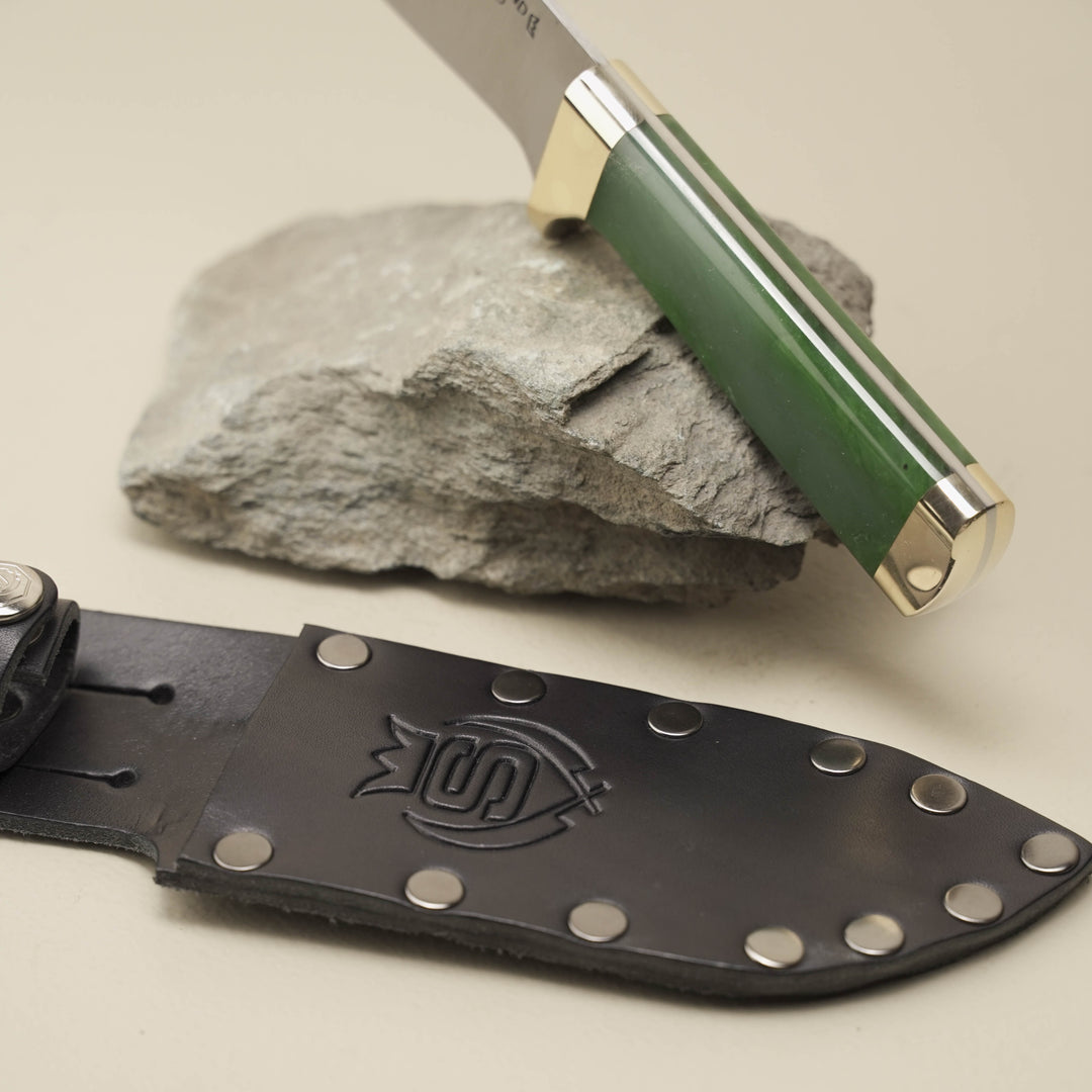 Pounamu Utility Knife: Svord Carbon Steel 10cm