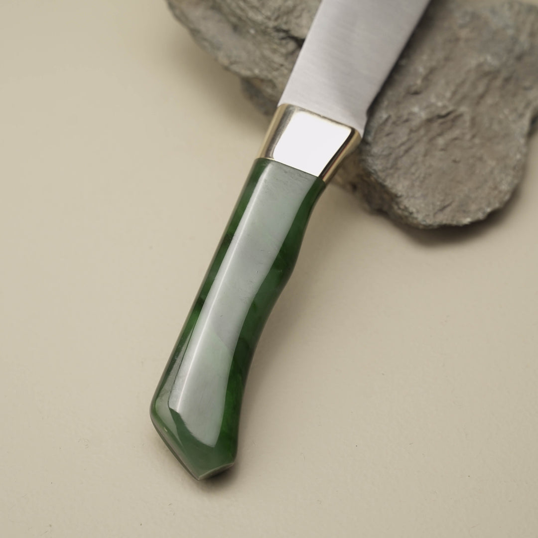 Pounamu Knife Utility Skinner 5"