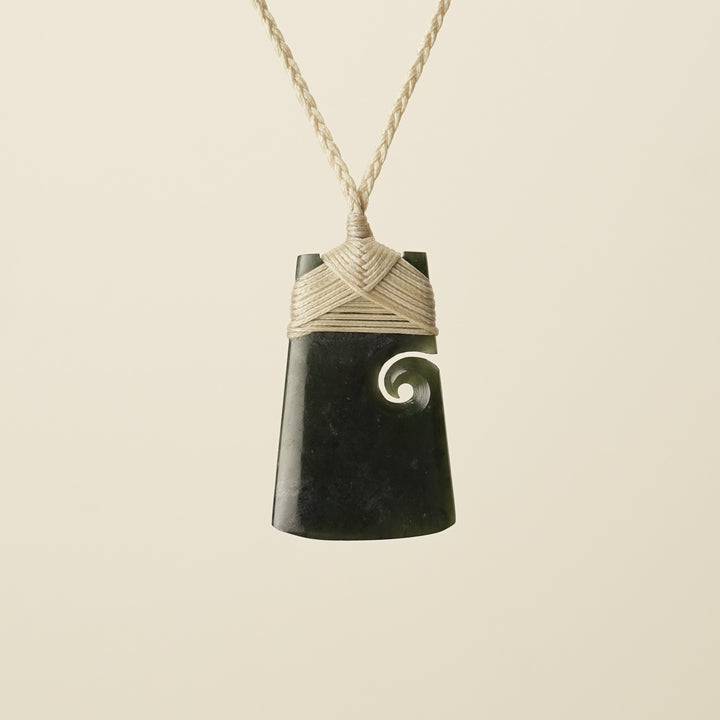 Toki with Koru Pounamu Medium, Tan Binding