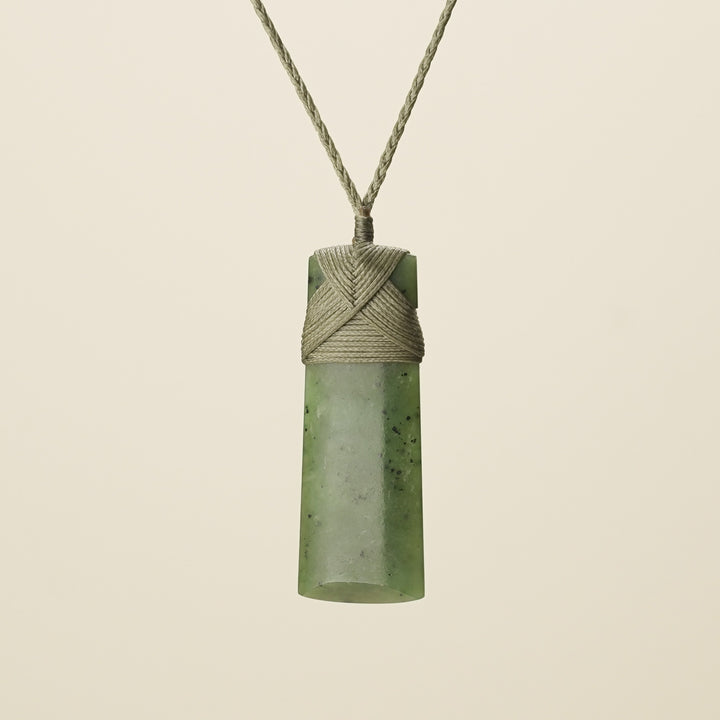 Toki Medium, Khaki Binding