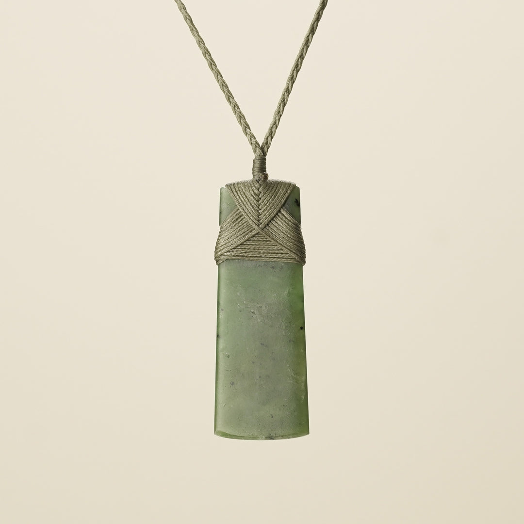 Toki Medium, Khaki Binding