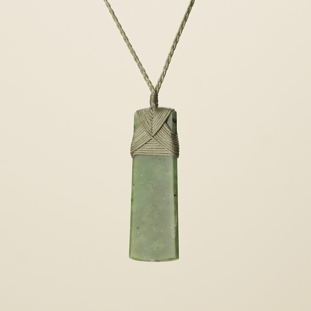 Toki Medium, Khaki Binding
