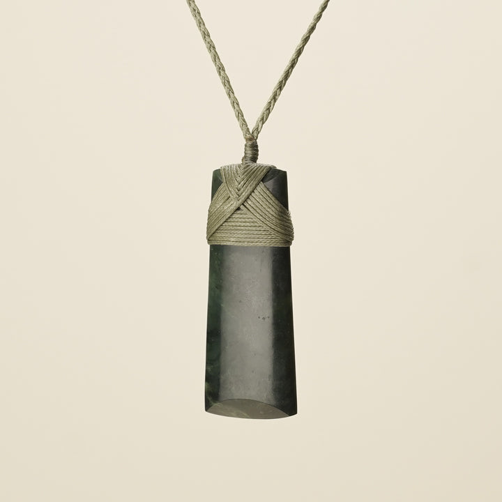 Toki Medium, Khaki Binding
