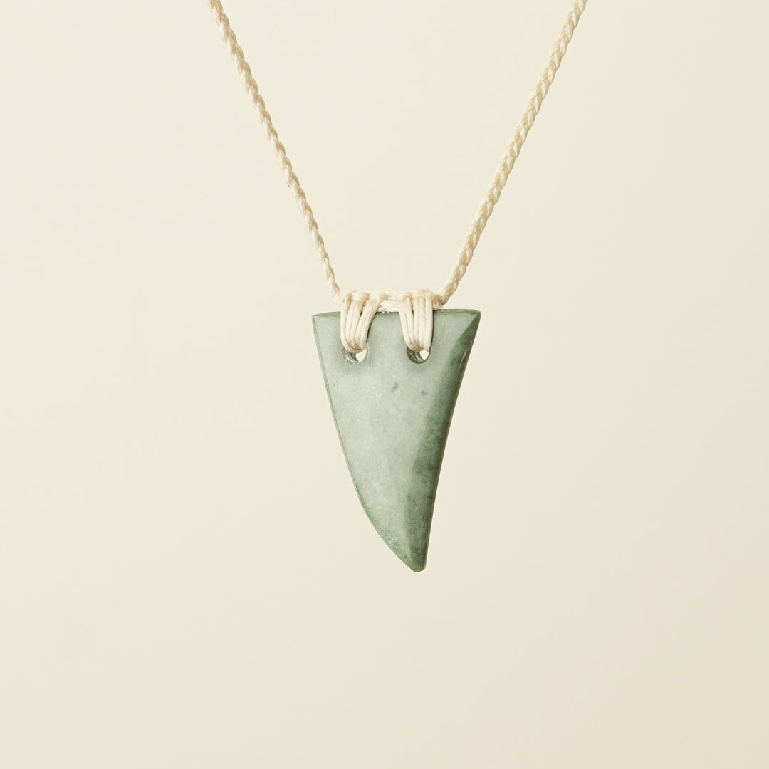 Niho Tooth Inanga Pounamu Small Pendant