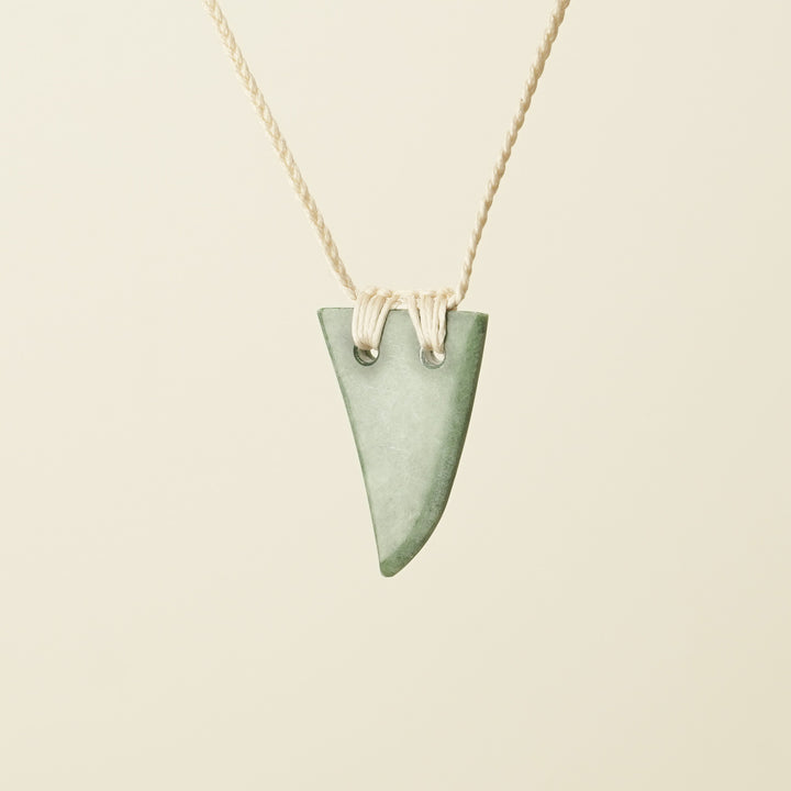 Niho Tooth Inanga Pounamu Small Pendant