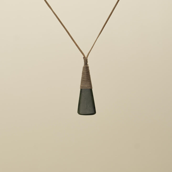 Kawakawa Small Toki Pounamu Pendant