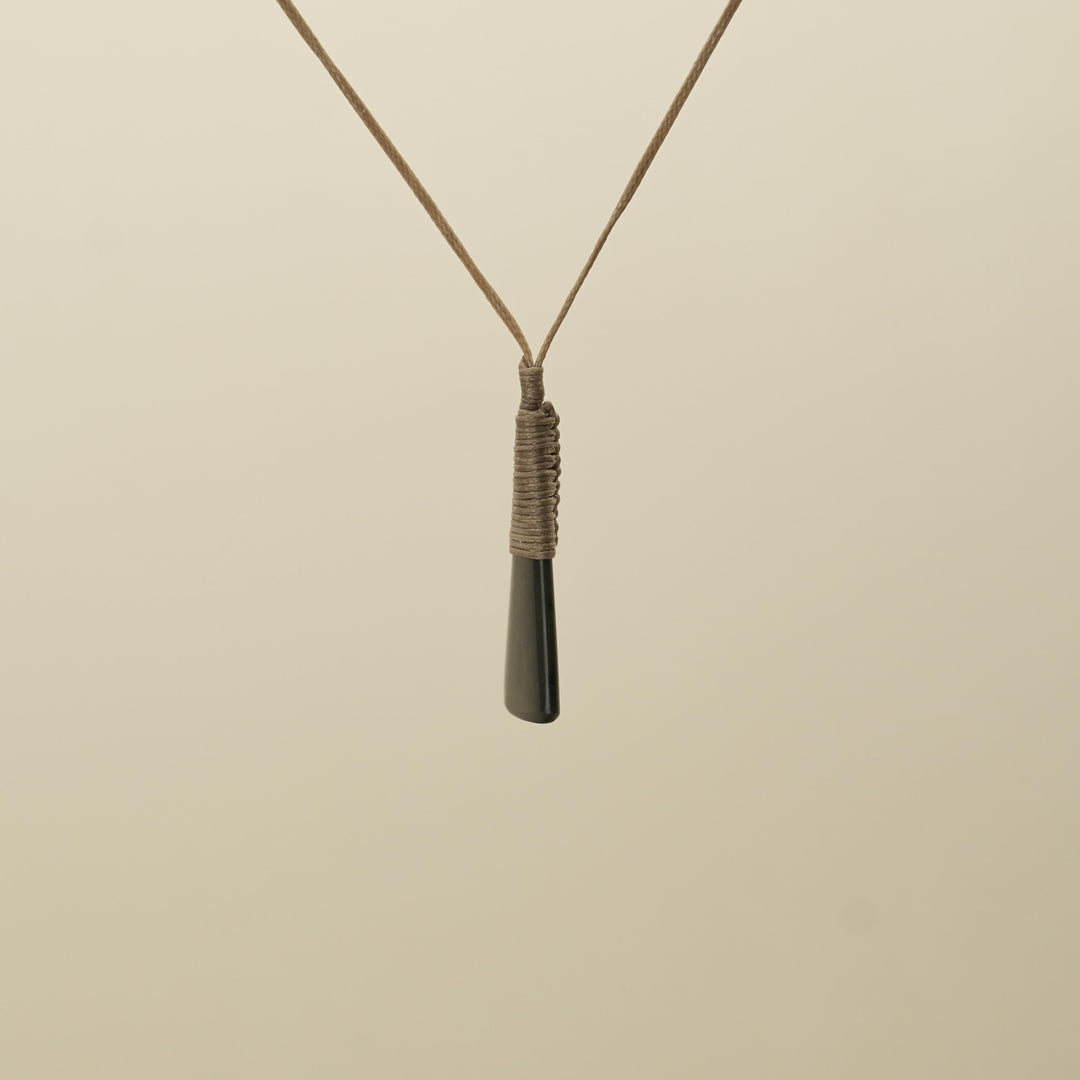 Kawakawa Small Toki Pounamu Pendant