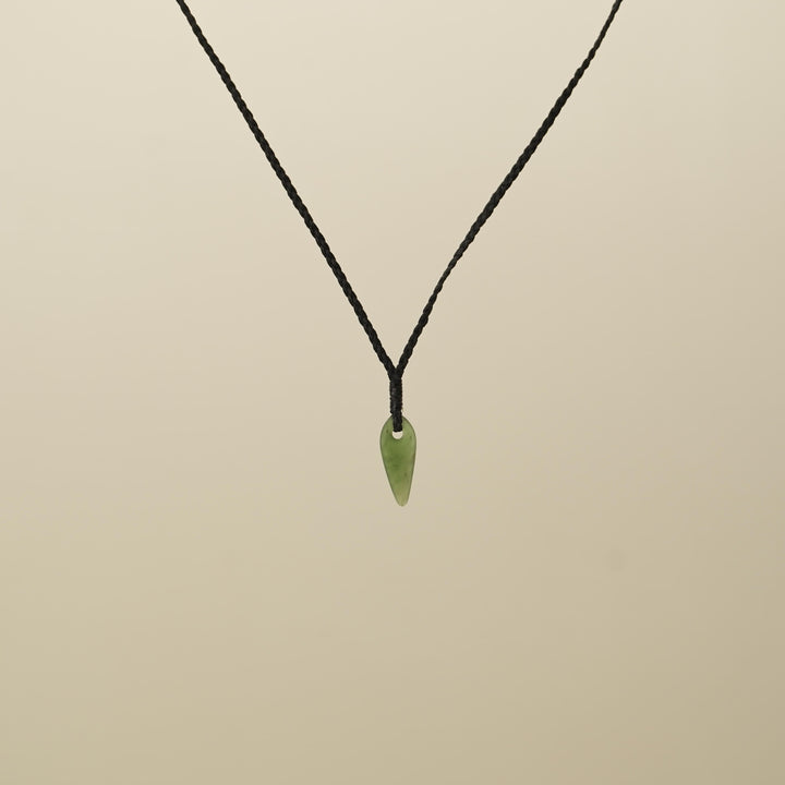 Kahurangi XS Niho Pounamu Pendant, Black Binding