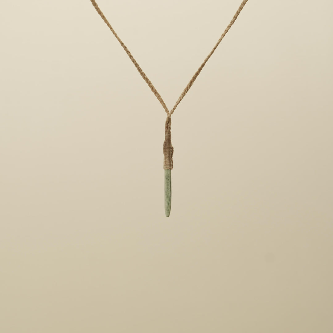 Inanga XS Roimata Pounamu Pendant, Tan Binding