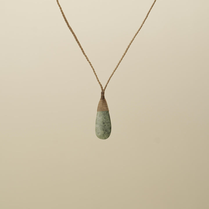 Inanga XS Roimata Pounamu Pendant, Tan Binding