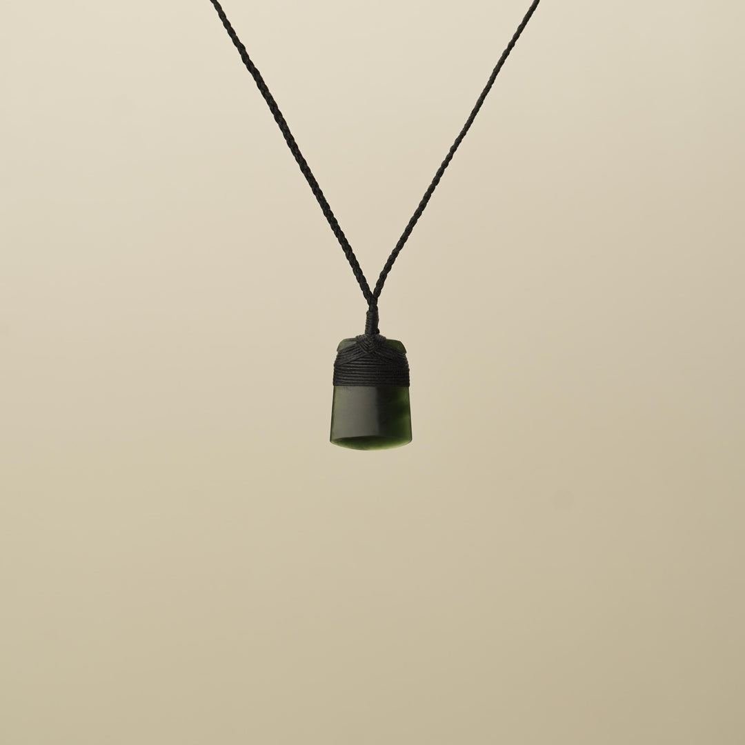 Toki Small Pounamu Pendant