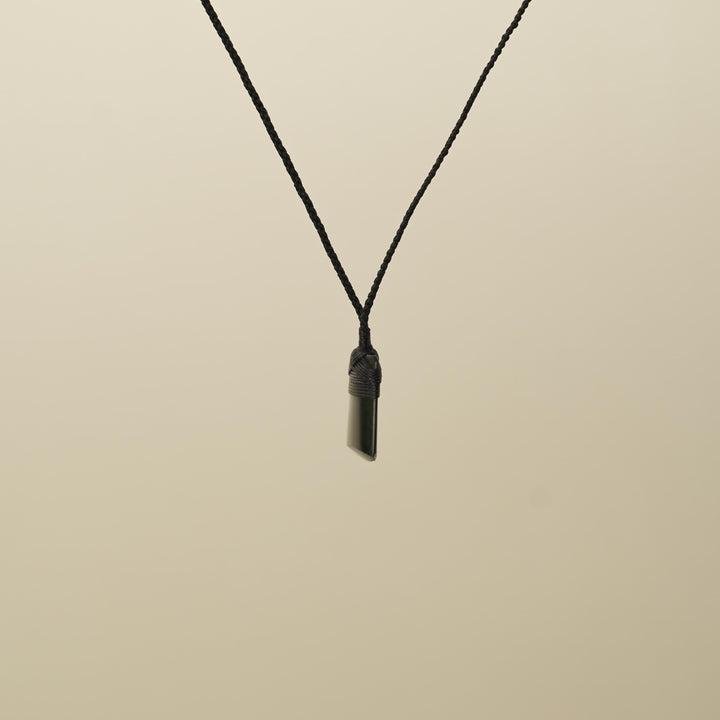 Kawakawa Pounamu Small Toki Pendant