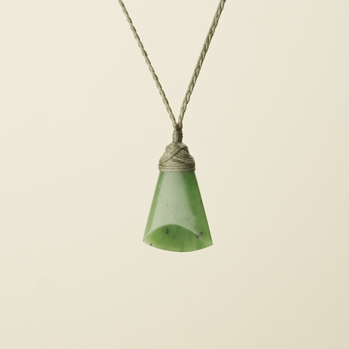 Toki Kahurangi Pounamu – Extra Small Pendant