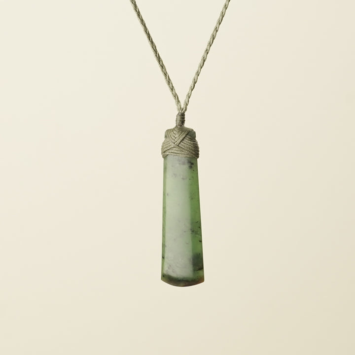 Toki – Kahurangi Pounamu Small Pendant