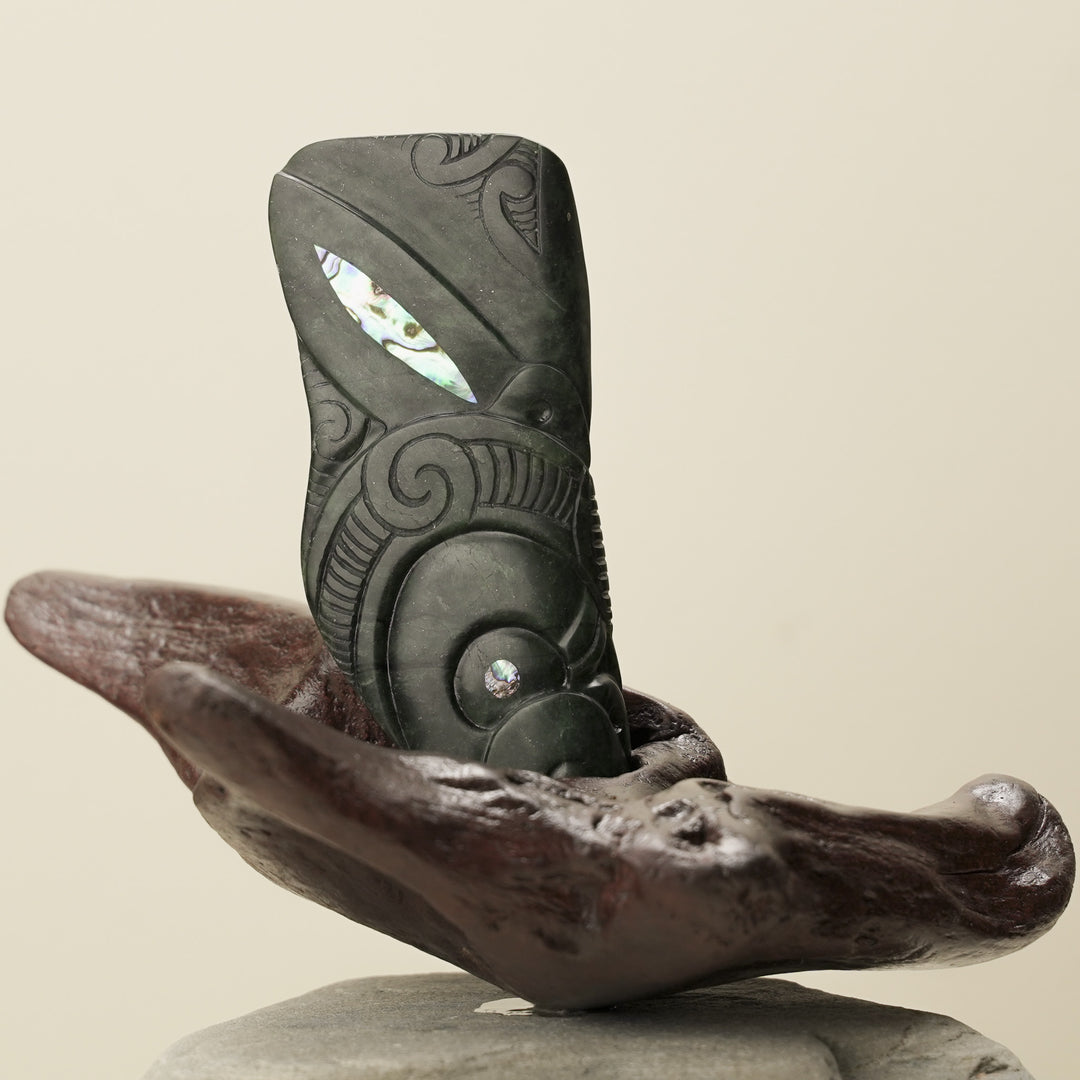 Wheku Manaia Pounamu Sculpture – Mana & Guardianship