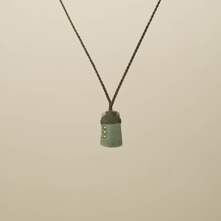 Kahurangi Inanga XS Toki Pounamu Pendant, Khaki Binding