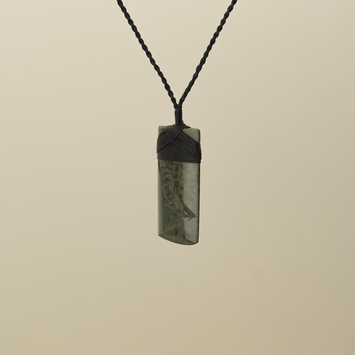 Toki Whakarei Large Pounamu Pendant