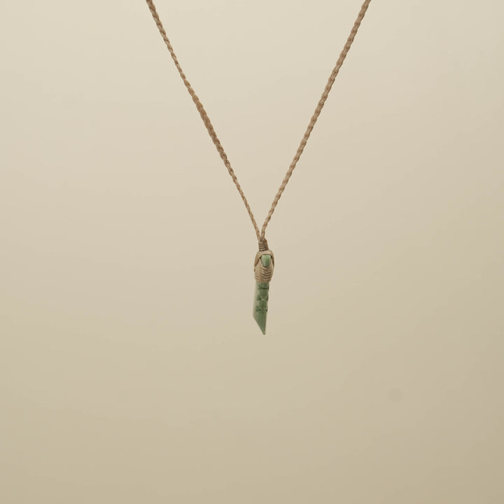 Inanga XS Notched Toki Pounamu Pendant, Tan Binding