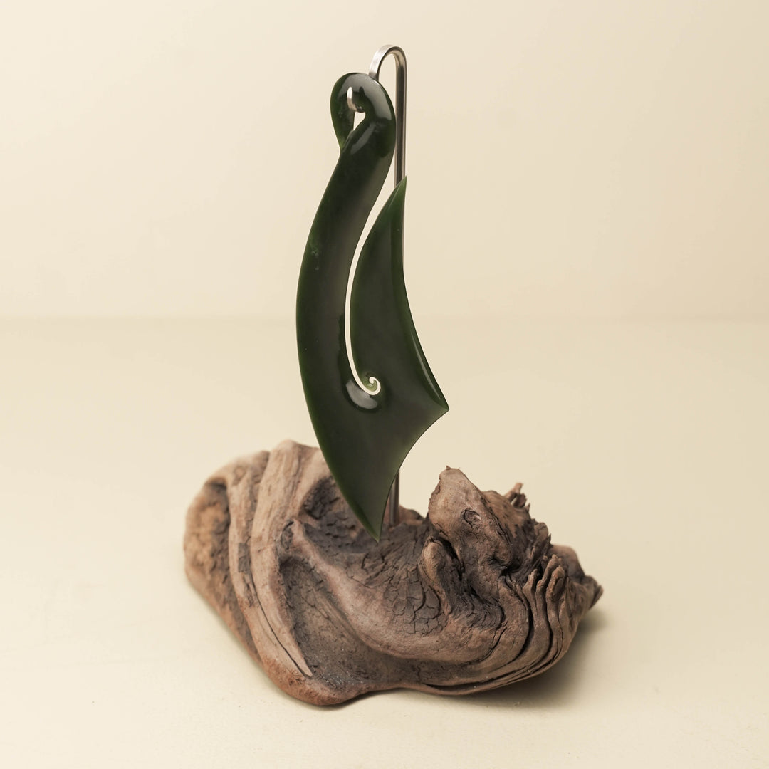 Hei Matau Sculpture Kawakawa Pounamu