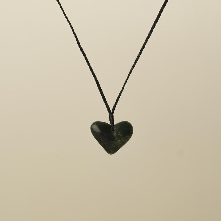 Kawakawa Small Manawa Pounamu Pendant