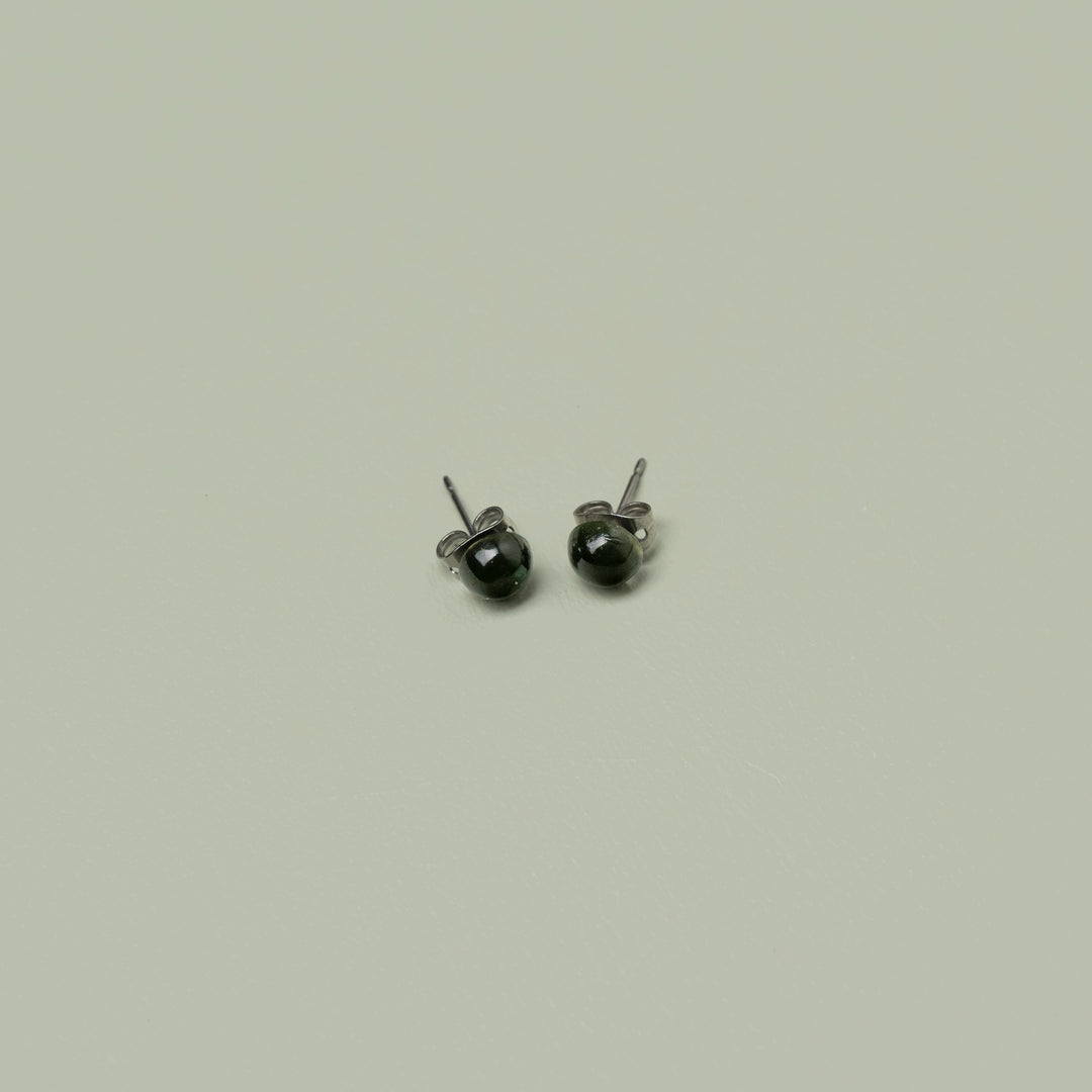 Extra Small Circle Stud Earrings