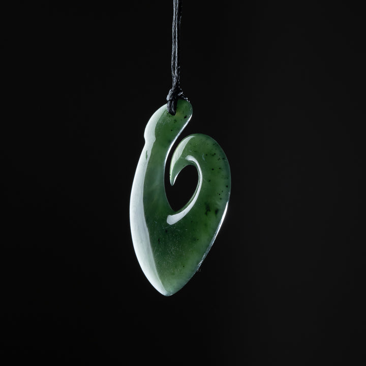 Medium Hei Matau Pendant