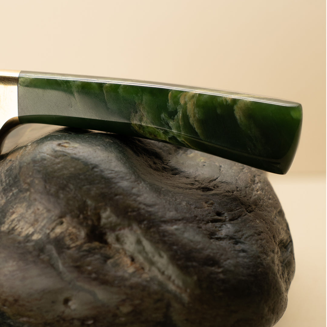 Pounamu Hunting Knife: Svord Damascus Blade 9cm