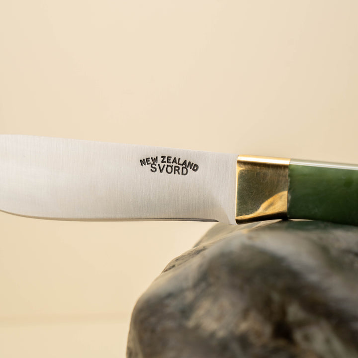 Pounamu Utility Knife: Svord Carbon Steel 13cm