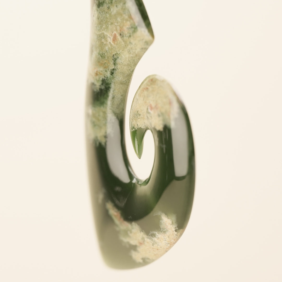 Putiputi Pounamu Hei Matau XL Pendant