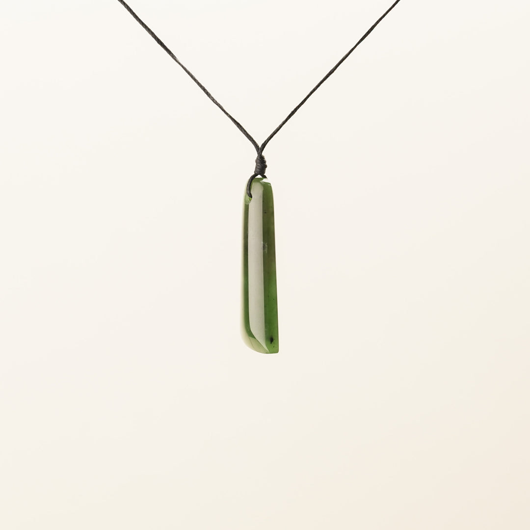 Kawakawa Drop Pounamu Pendant