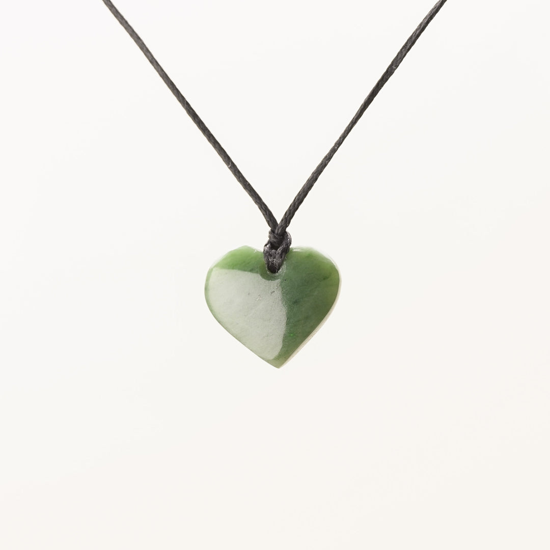 Pounamu Manawa (heart) XS Pendant