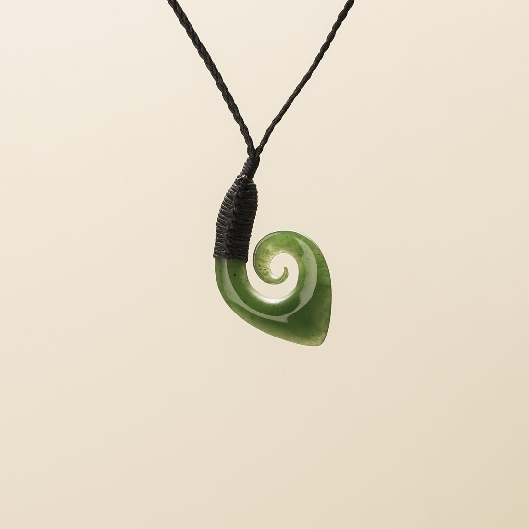 Medium Bound Hei Matau Greenstone Pendant