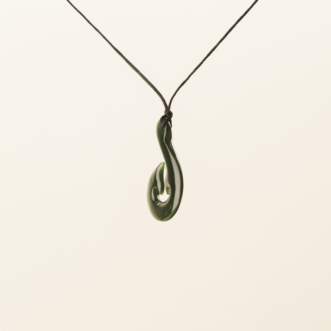 Greenstone Large Double-Barb Hei Matau Pendant