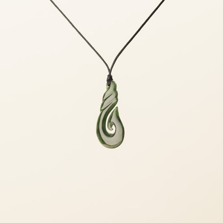 Greenstone Large Twist-Top Hei Matau Pendant