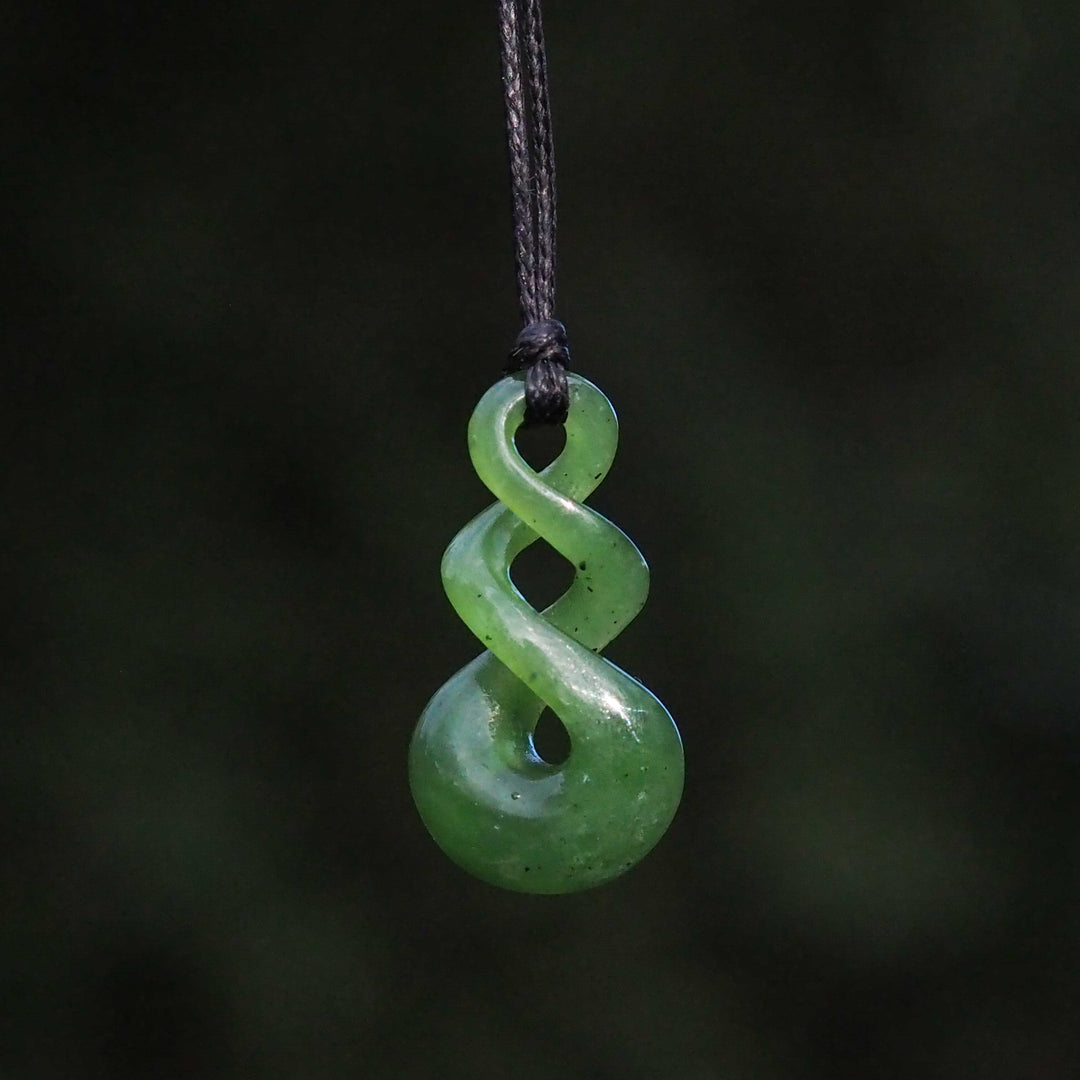 Small Pikorua double twist